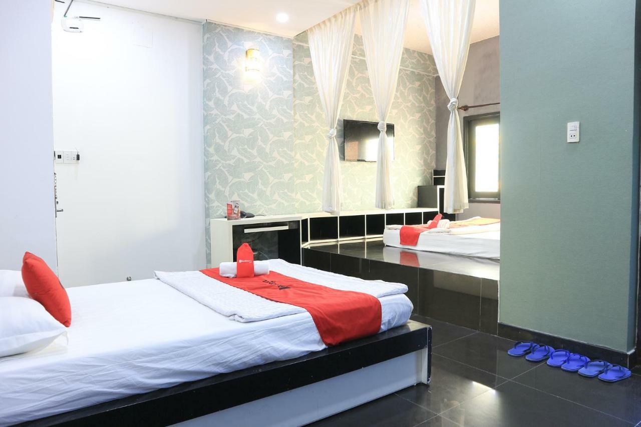 Отель Reddoorz Near Gia Dinh International Hospital Хошимин Экстерьер фото